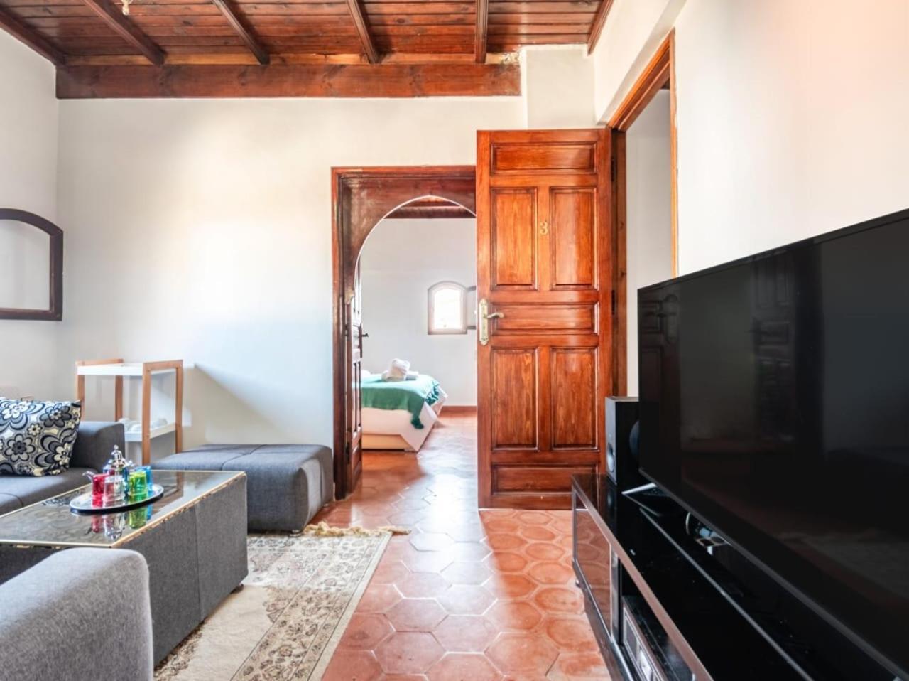 Apartmán Dar Saffron As-Sawíra Pokoj fotografie
